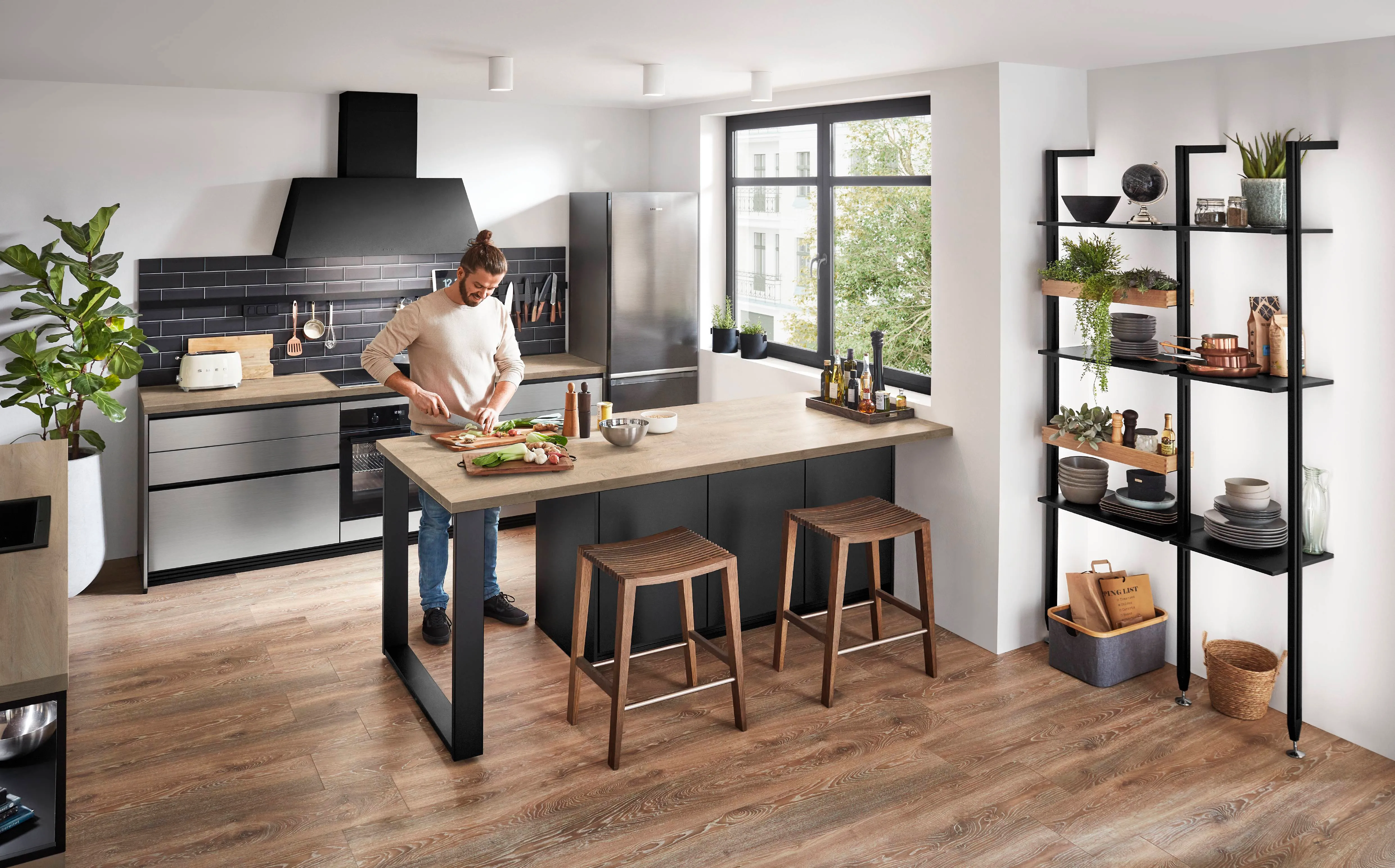 Inox 216 Lacquered laminate, brushed steel reproduction — ambient 7